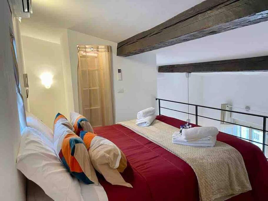 Apartamento Novella's Loft Near Santa Maria Novella Station Florença